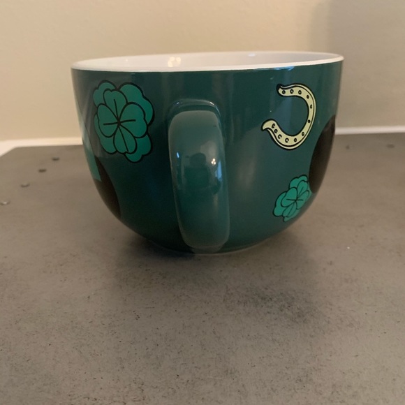 St Patrick’s Day Mickey Mouse Mug - Picture 4 of 4